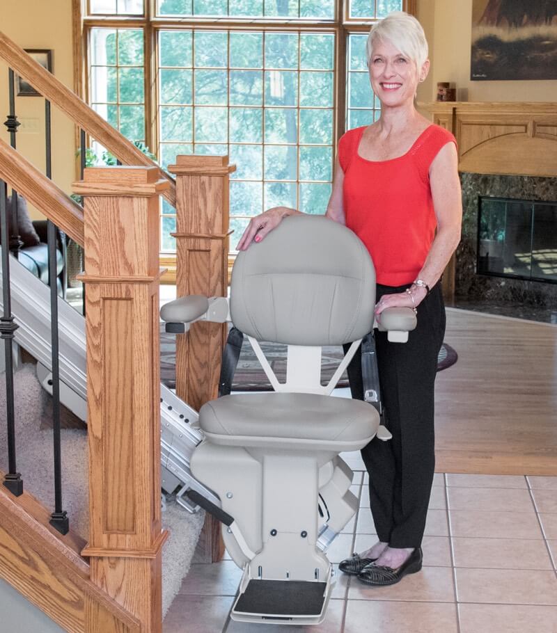 woman-at-stairlift