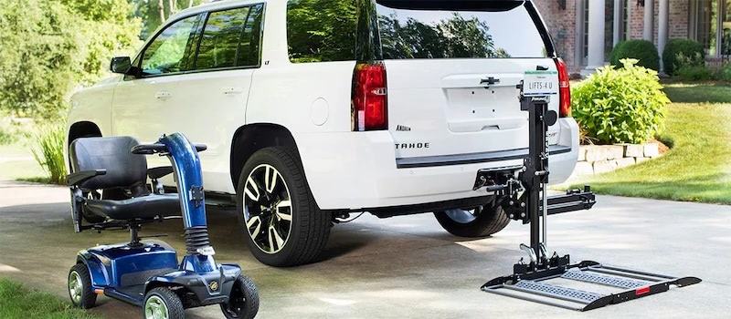Scooter lift used with SUV